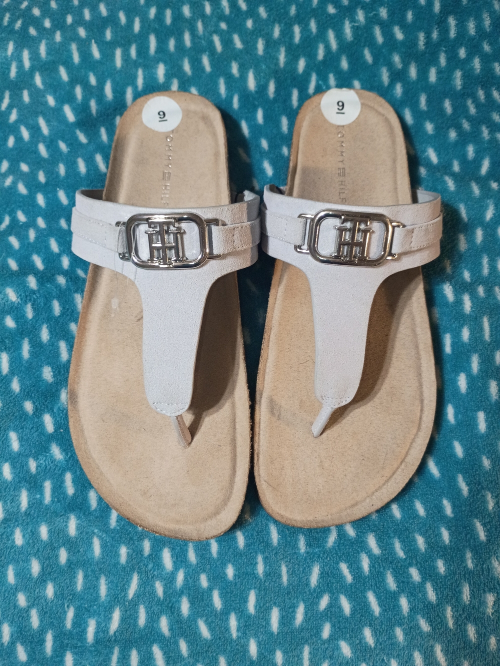 Tommy Hilfiger Light Grey T-Strap Logo Thong Sandals